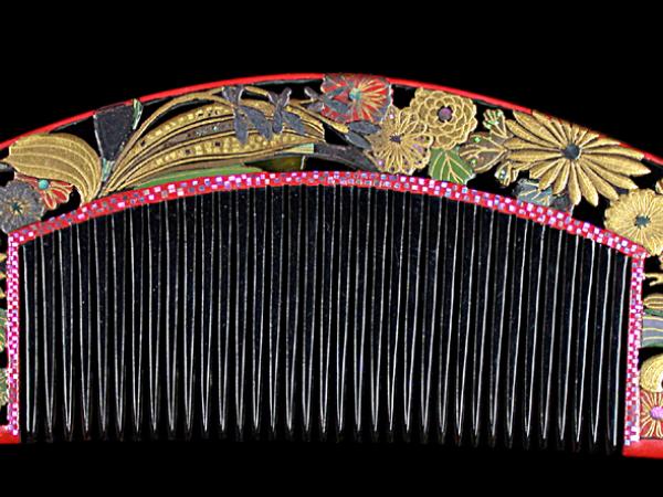Japanese comb, flowers framework