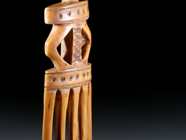 Ivory Baule comb (5)