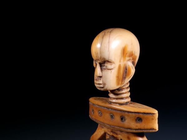 Ivory Baule comb (5)