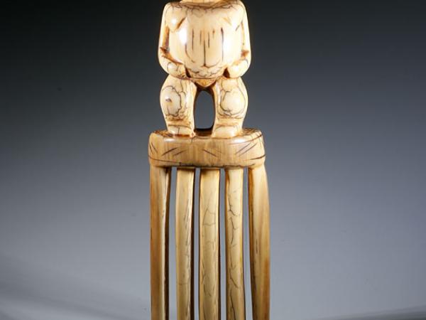 Ancien peigne Lobi en ivoire (4)