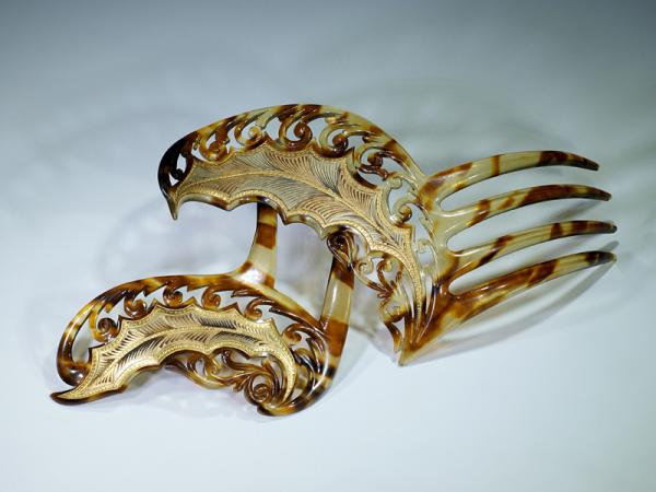 French haircombs, holly leaf motif