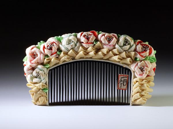 Maiko comb with silk roses (3)