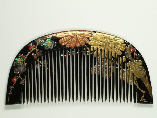Japanese black lacquered hair ornaments (5)