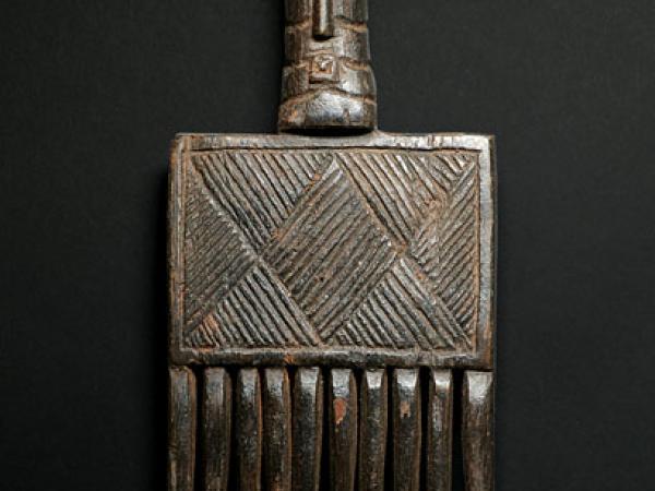 Songye comb, mask pattern (2)