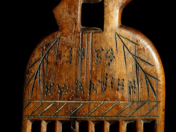 Akan comb, Sankofa bird design (4)