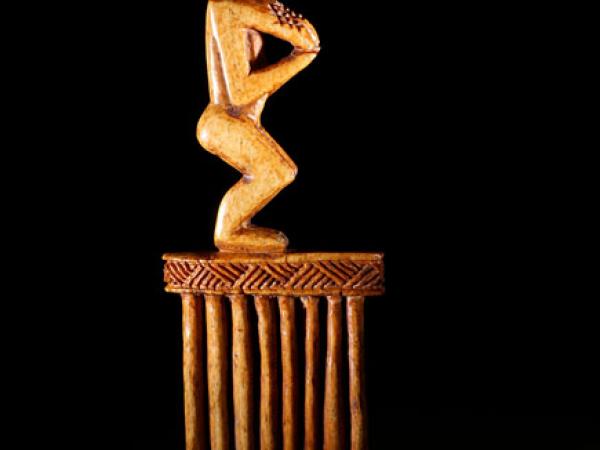 Baga comb with Nimba figure (3)