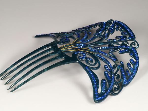 Spectacular american hair comb (3)
