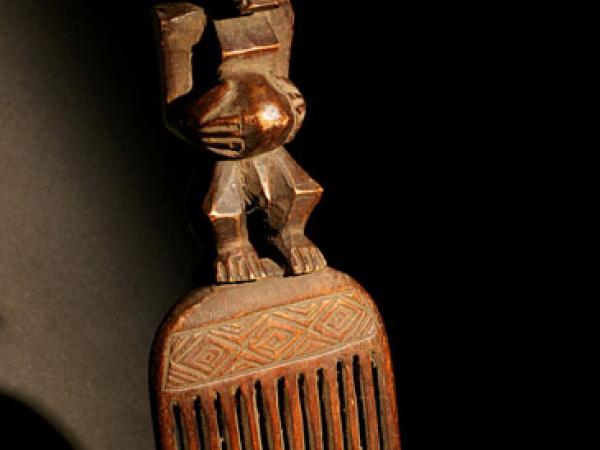 Peigne Songye à tête kifwébé (2)