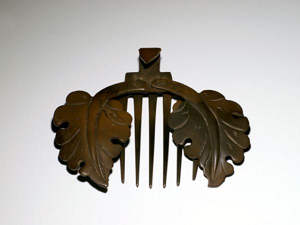 Peigne aux feuilles mobiles (2)