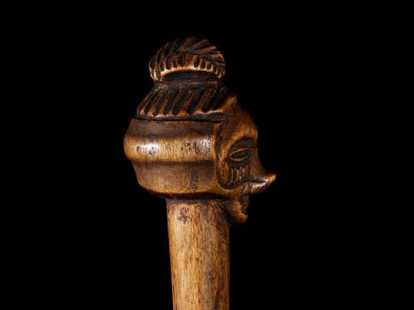 Elongated Yaka hair comb (3)