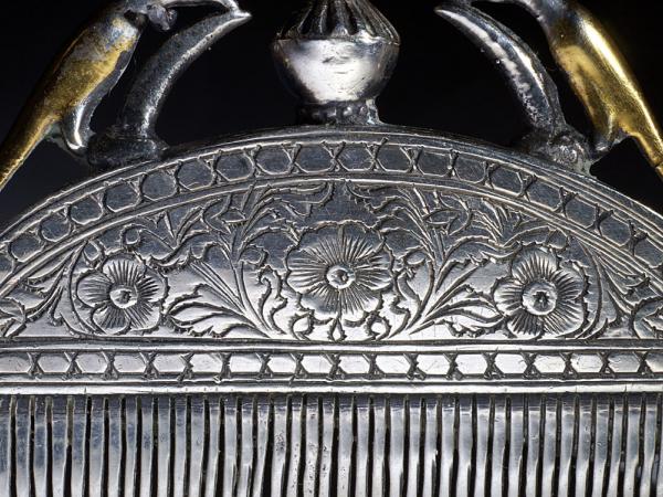Indian perfume comb (3)