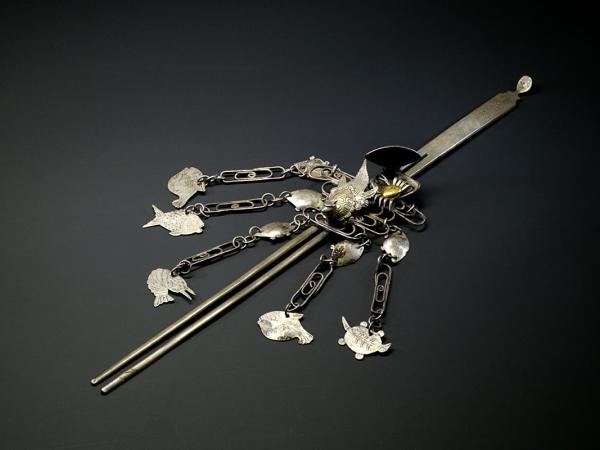 Japanese kanzashi with turtle and crab (4)