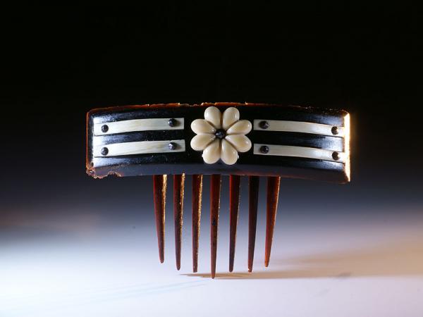 Peigne articulé en corne noire (2)