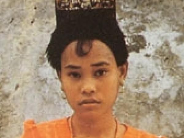 Comb for unmarried Sumba girl (3)